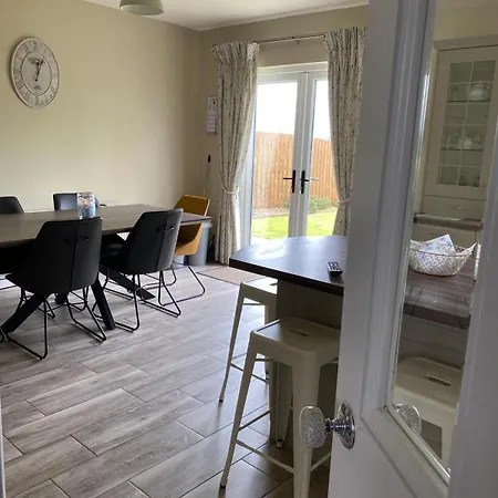 Coastal Retreat Near Bundoran, Surfing, Beaches, Fishing * Tullaghan