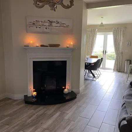 Coastal Retreat Near Bundoran, Surfing, Beaches, Fishing Holiday home Tullaghan