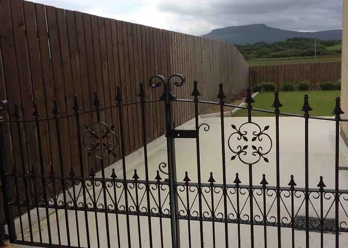 Coastal Retreat Near Bundoran, Surfing, Beaches, Fishing * Tullaghan