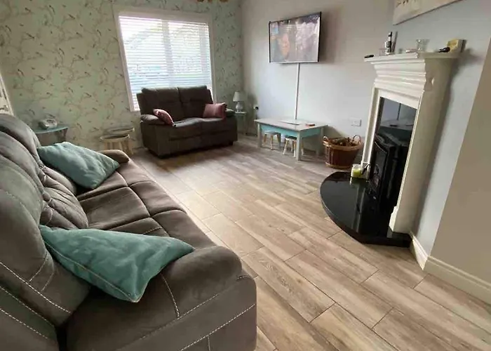 Coastal Retreat Near Bundoran, Surfing, Beaches, Fishing Holiday home Tullaghan